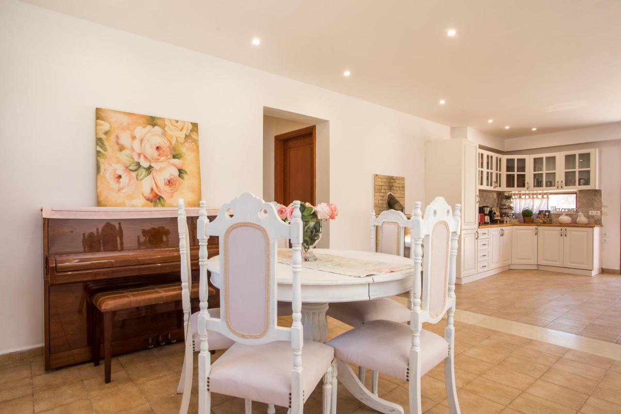 Emarmene Home With Private Pool Near Rhodes Town & Airport Koskinou  外观 照片
